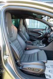 Fahrzeugabbildung Opel Insignia A Sports Tourer OPC 4x4 STANDH.|BOSE