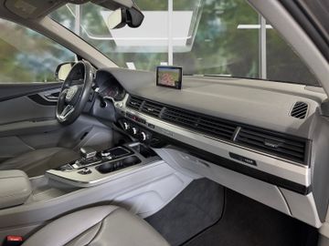 Audi Q7 - 11