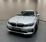 BMW 330d xDrive Advantage  ** 19 ALU**DIGI TACHO ** - BMW 330: Kombi, 330d Xdrive