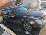 Mercedes-Benz Mercedes w211  E-270 CDI  voll Leder  harm... - Mercedes-Benz E 270: Kombi