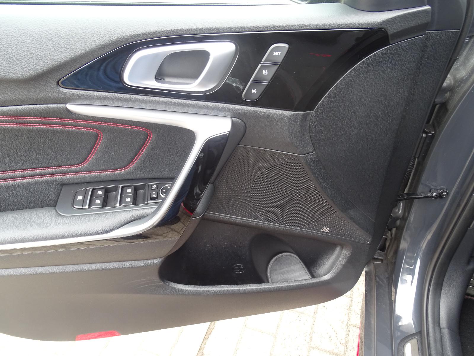 Kia PROCEED 1.6T GT DCT Komf.p.,Panoramad.Bastuck