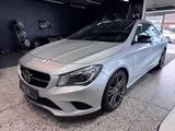 Mercedes-Benz CLA 220*URBAN*PANO*DISTRONIC*LEDER*KAMERA*COMAND - Mercedes-Benz CLA 220 in Essen