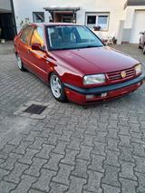 Volkswagen VW Vento GLX  Tausch oder Verkauf - Volkswagen Vento: Gl