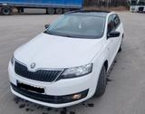 Skoda Rapid Spaceback Elegance*1.6 TDI Automatik - Skoda Rapid mit Diesel-Antrieb