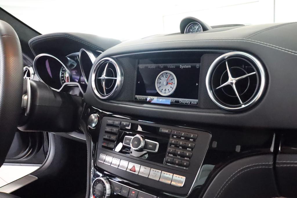 Mercedes-Benz SL 63 AMG