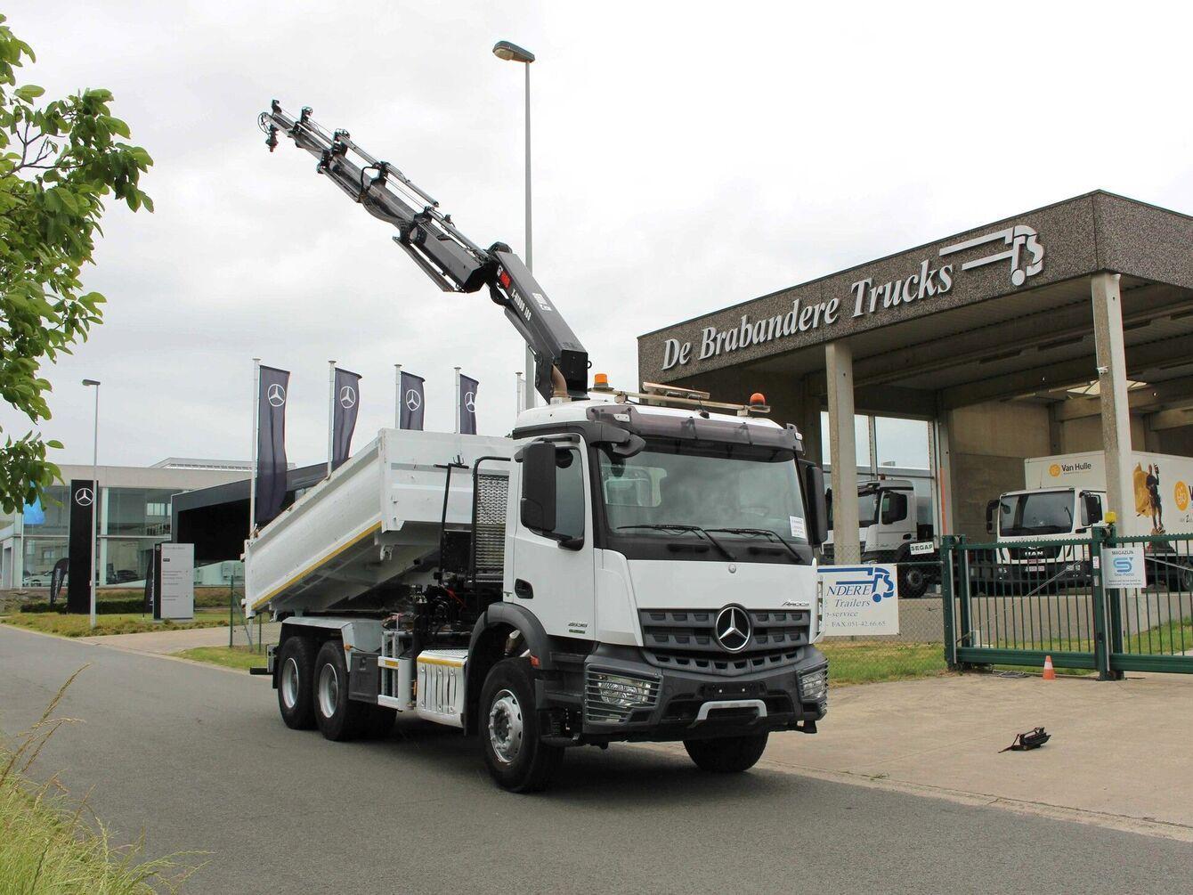 Mercedes-Benz Mercedes 2636 6x4 Arocs - 3-zijden kipper & HIAB