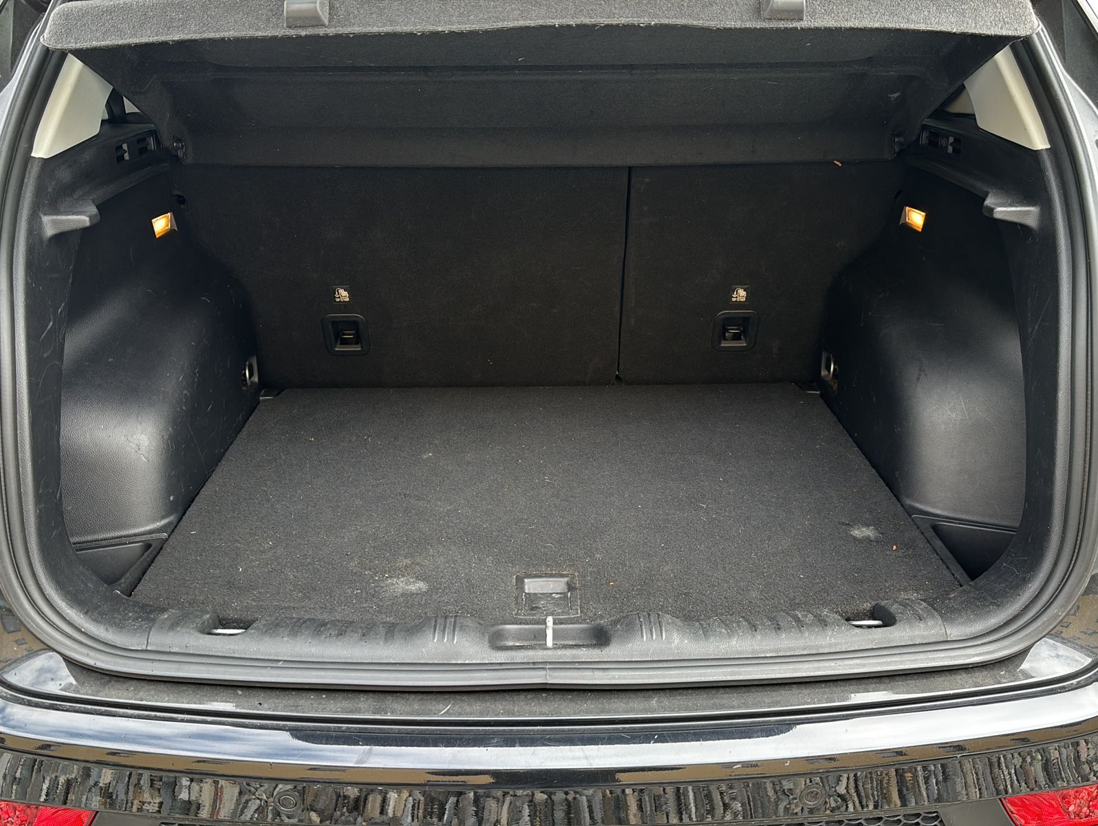 Fahrzeugabbildung Jeep Compass Limited FWD