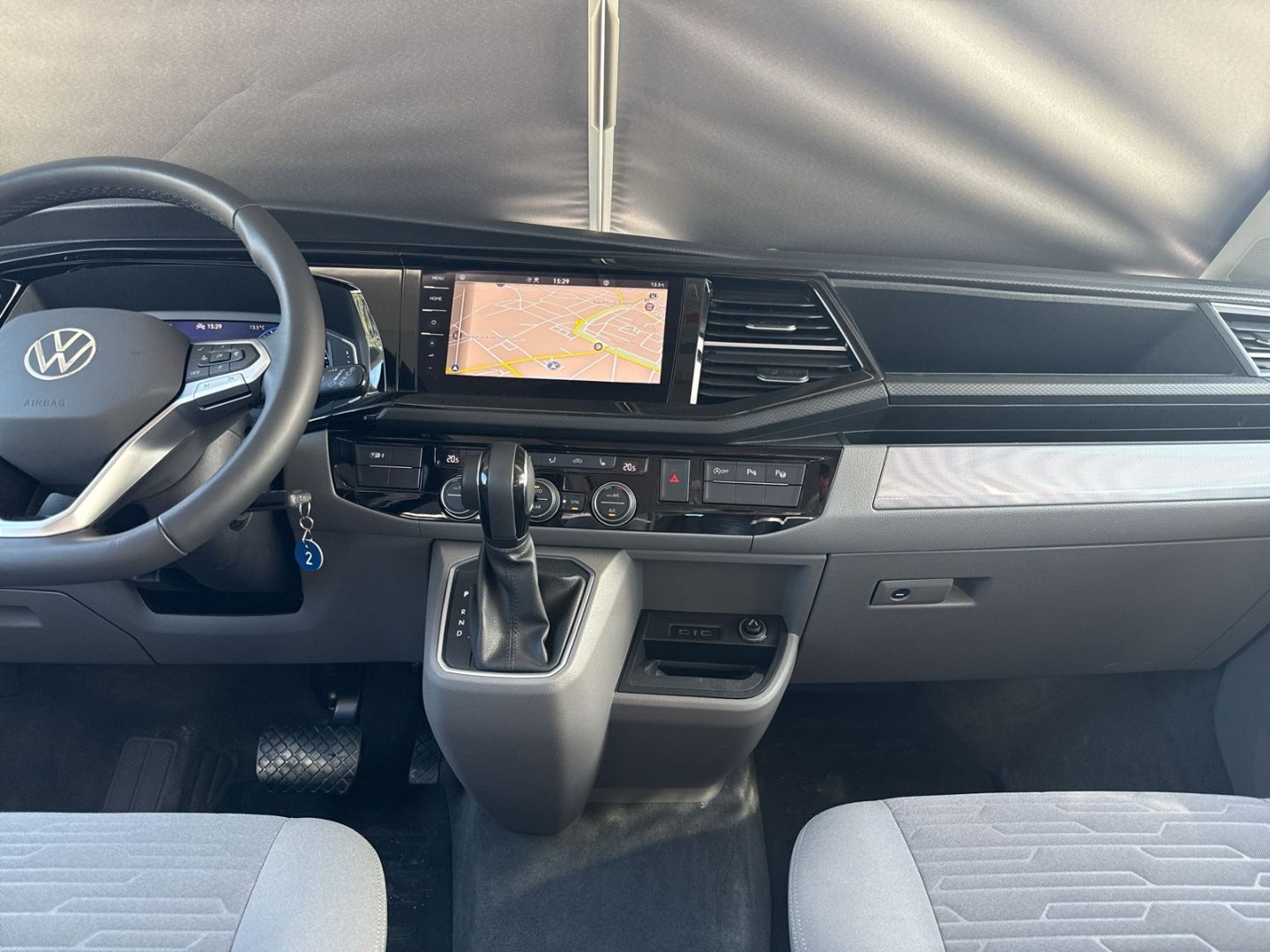 Volkswagen T6.1 California 2.0 TDI Ocean StandHZG Navi Digi foto 12