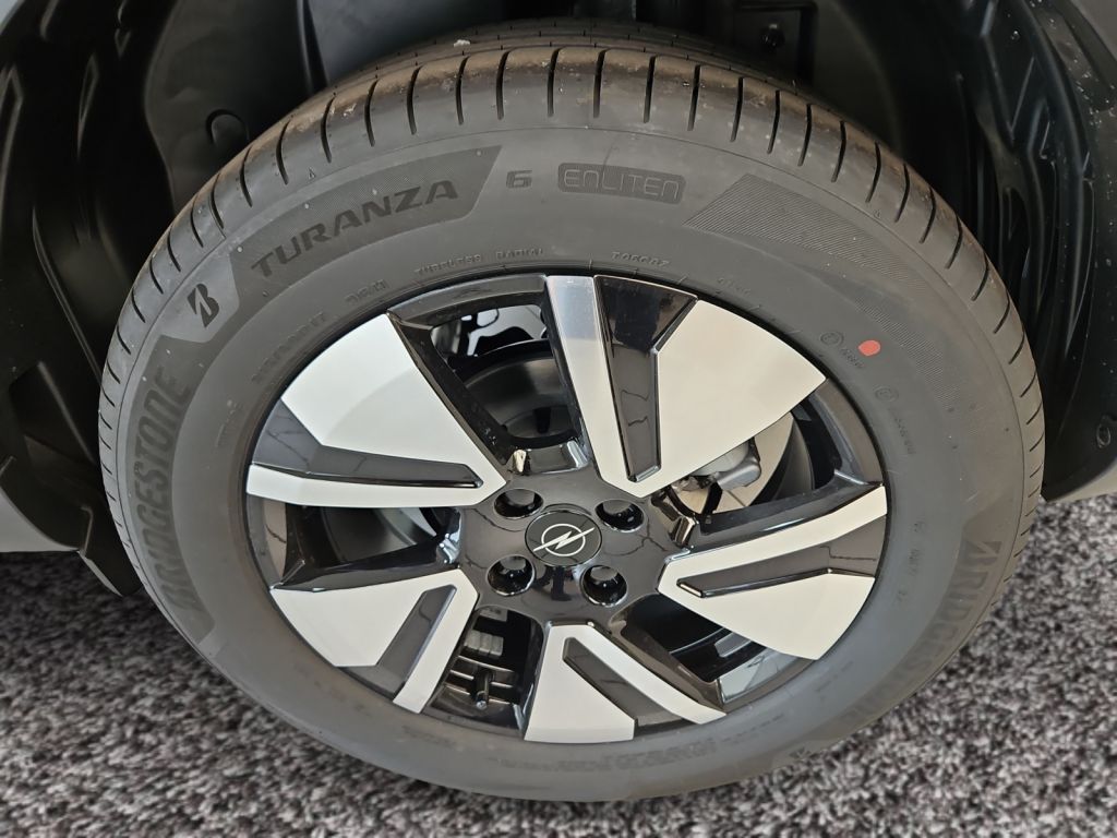 Fahrzeugabbildung Opel Frontera 1.2 DI Hybrid 48V eDCT GS