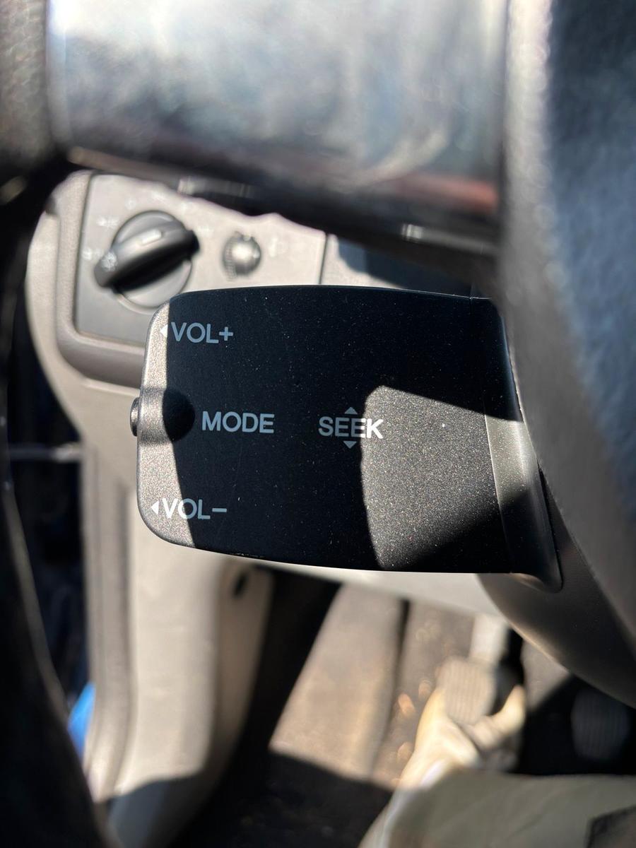 Ford Focus 2009 — photo 9