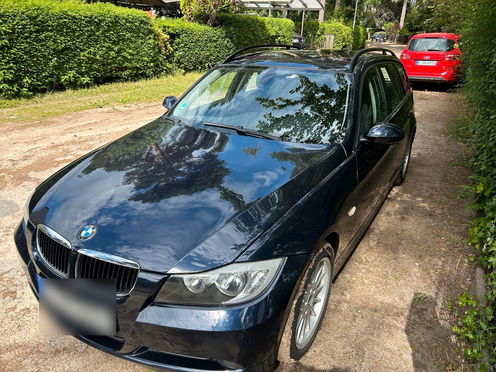 BMW 320