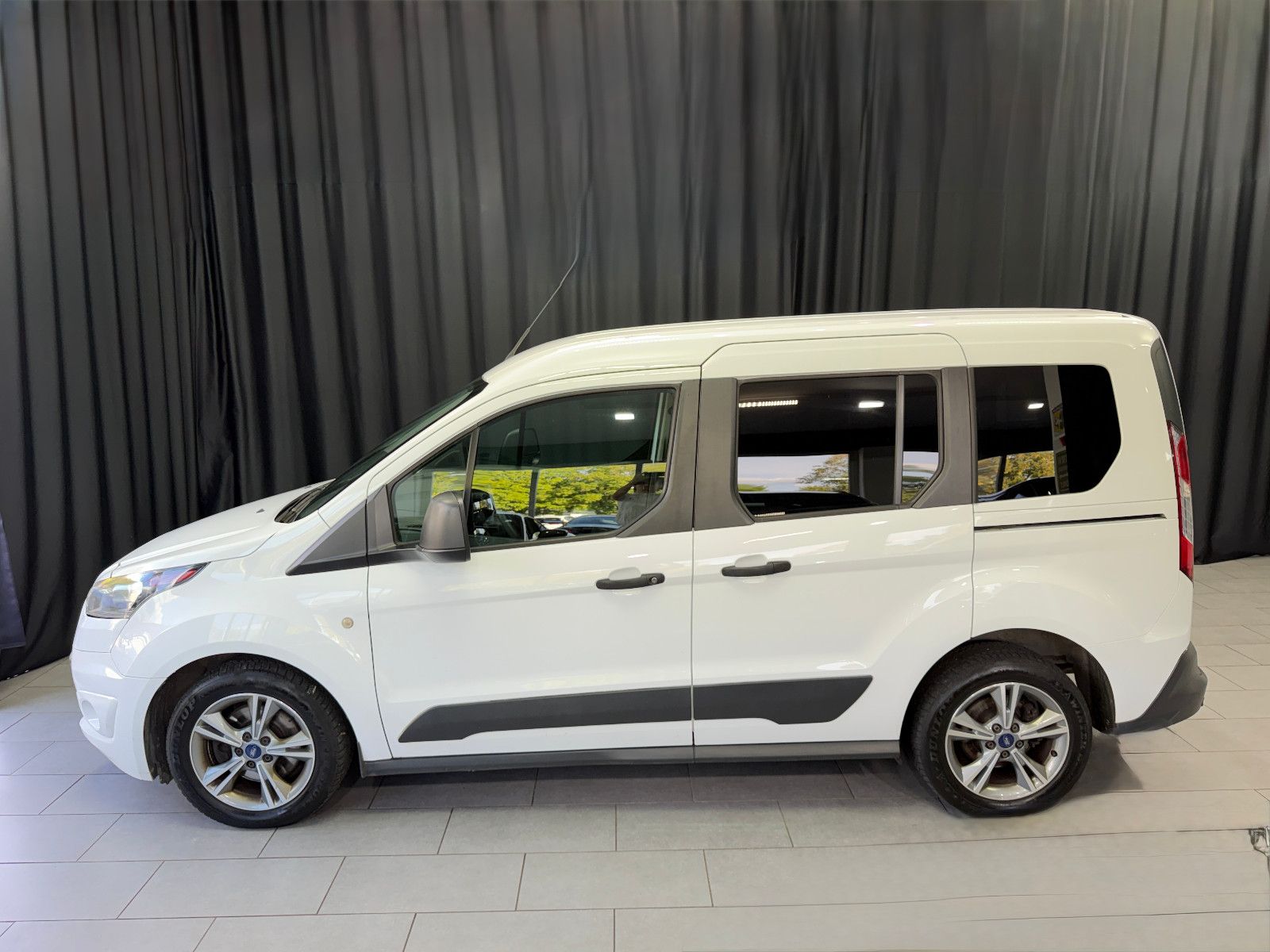 Fahrzeugabbildung Ford Tourneo Connect Trend|KLIMA|PDC