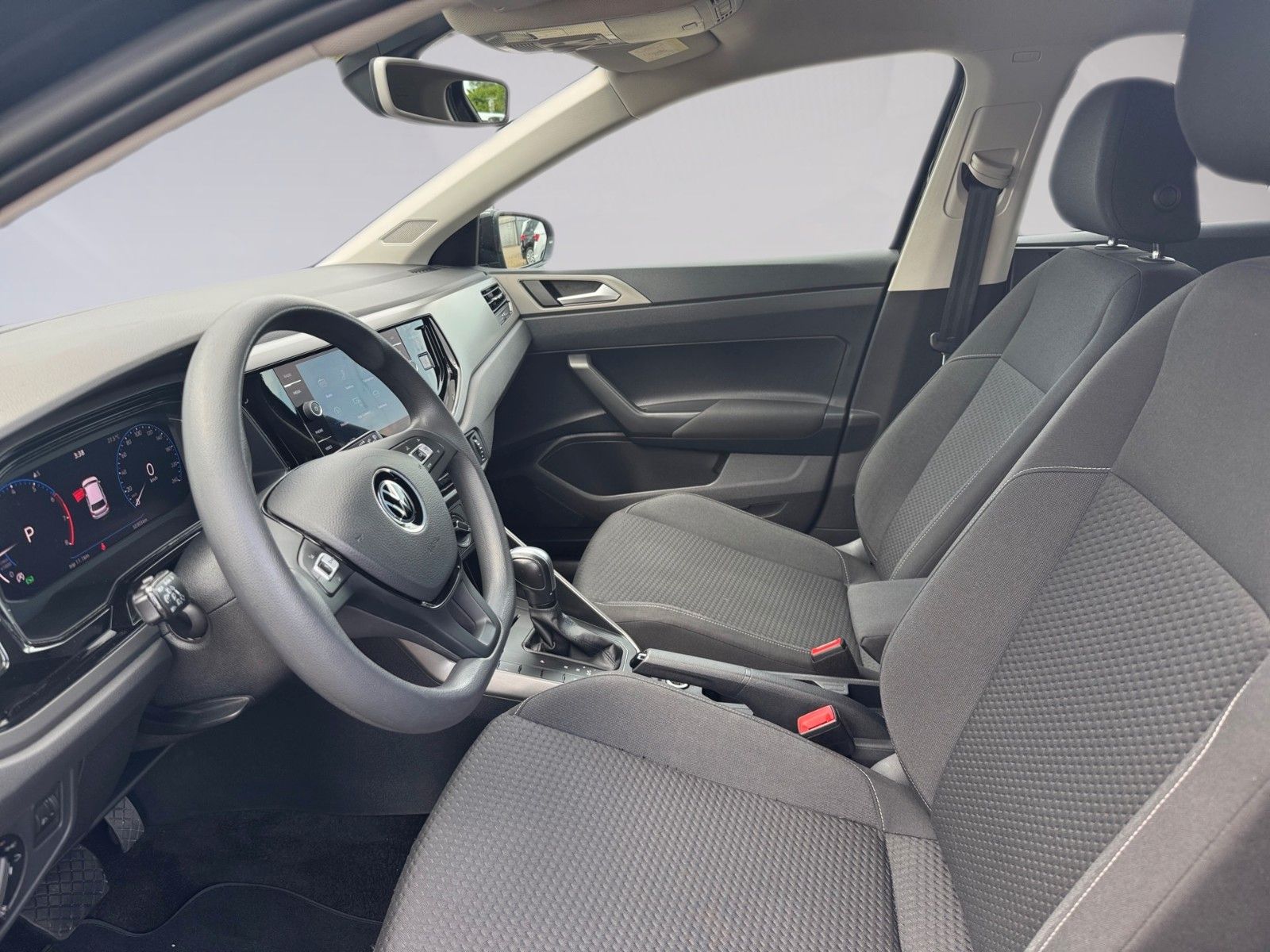 Fahrzeugabbildung Volkswagen Polo VI Comfortline 1.0TSI