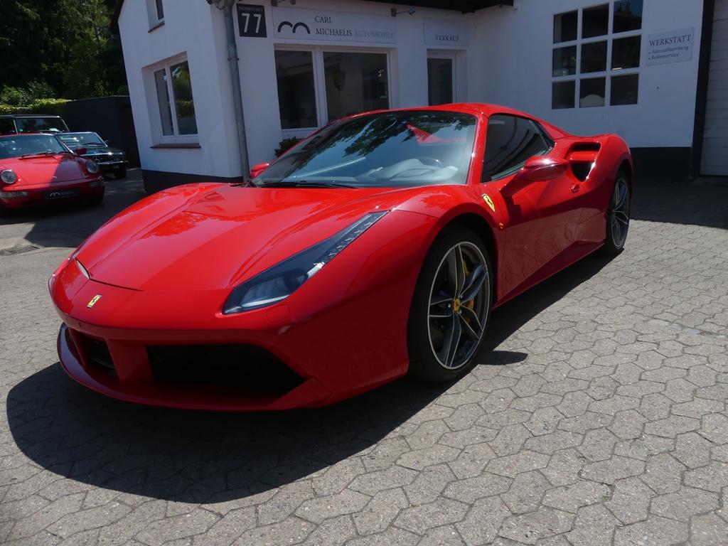 Ferrari 488 Spider