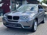 BMW X3 xDrive 20d Aut. 1.HAND/NAV-PRO/KAMERA/HUD - BMW X3 aus 2012 mit Diesel-Antrieb