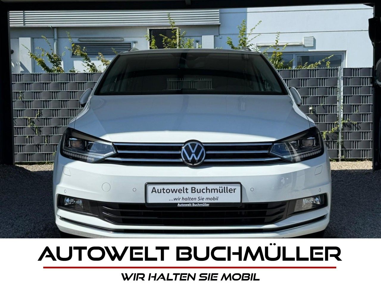 Gebrauchtwagen Volkswagen Touran Touran 2.0 TDI,7-SITZER,AHK,KAMERA,LED,ACC+SPUR in Nersingen