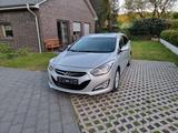 Hyundai i40 CW Style, Kombi, AHK, PDC, HU Neu - gebrauchte Hyundai i40 aus dem Jahr 2012