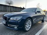 BMW 750i xDrive Individual top Optik Service + TÜV - gebrauchte BMW 750 aus dem Jahr 2013