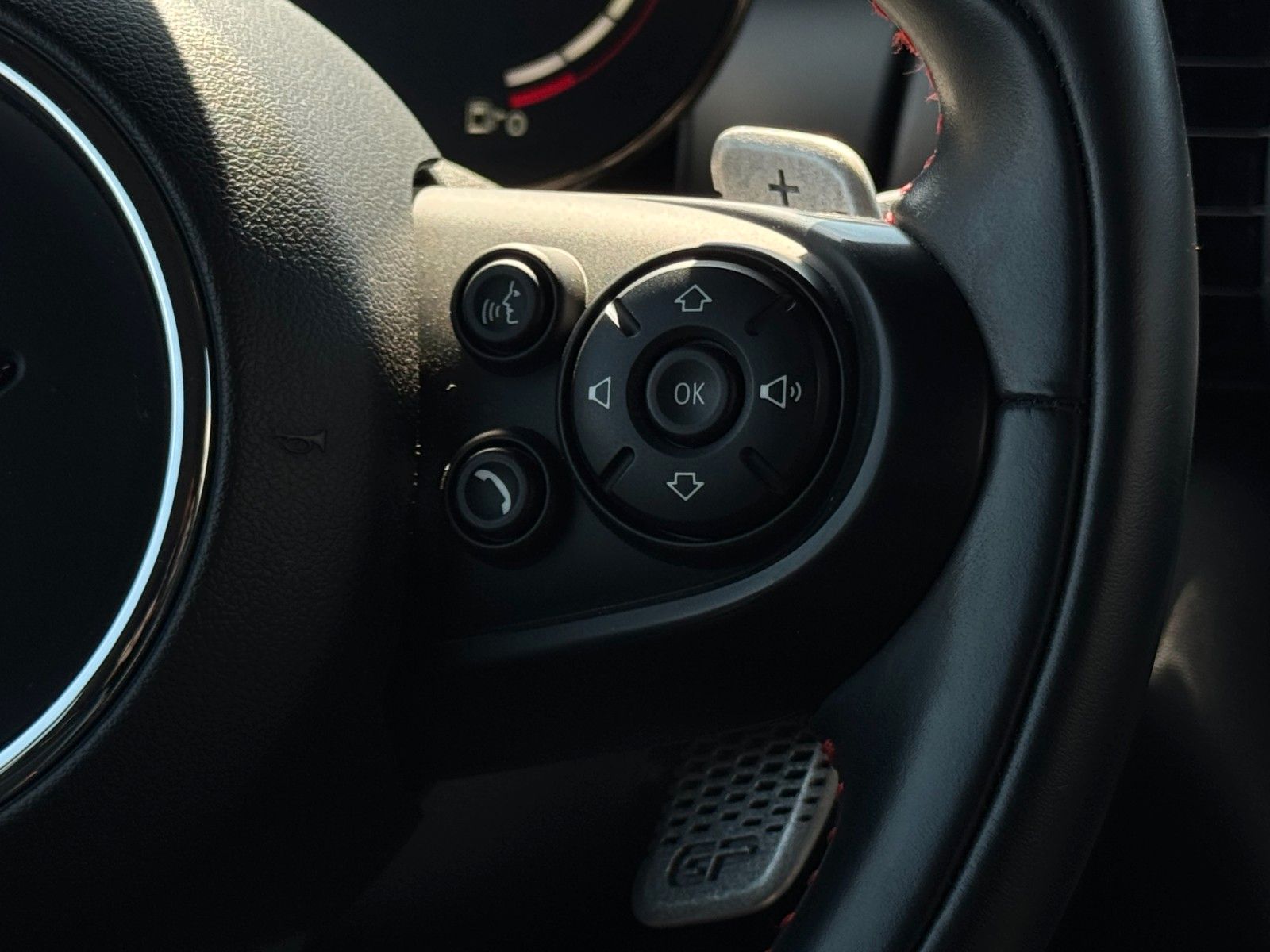 Fahrzeugabbildung MINI John Cooper Works GP CarPlay Tempomat SHZ DAB