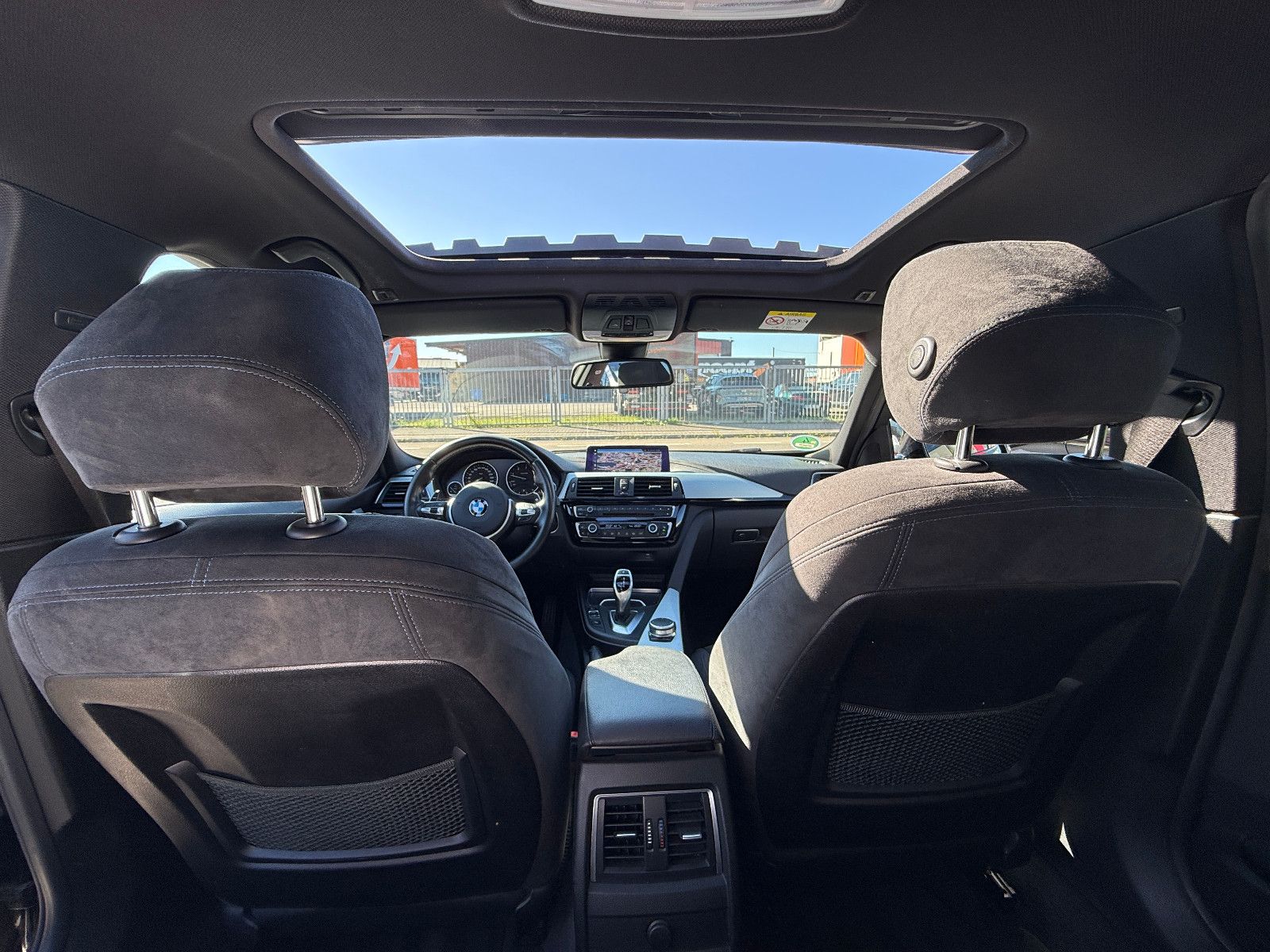 BMW 320 d M Sport Sport-Aut. HUD foto 16