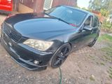 Lexus IS 200 - - - Lexus IS 200: Limousine