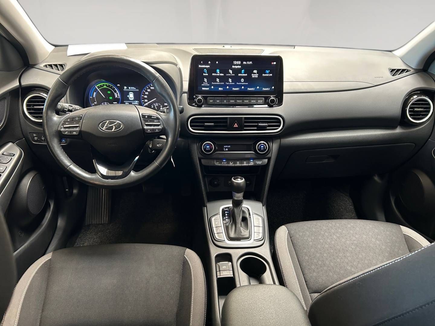Fahrzeugabbildung Hyundai KONA | SONDEREDITION | Scheckheftgepflegt |