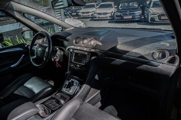 Fahrzeugabbildung Ford S-MAX Titanium 2.0 |NAVI|PDC|SHZ