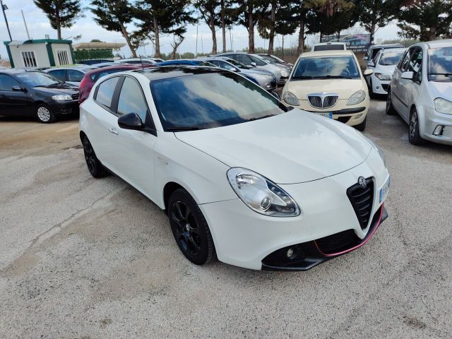 Alfa Romeo A.R. Giulietta 1.6 JTDm-2 105 CV Distinctive 201