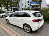 Mercedes-Benz B 180 DCT - Progressive - Mercedes-Benz B 180: Progressive