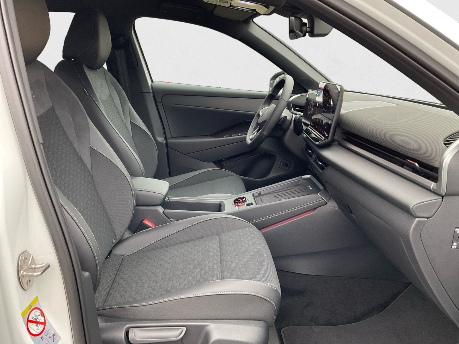 Volkswagen T-Roc - Bild 15