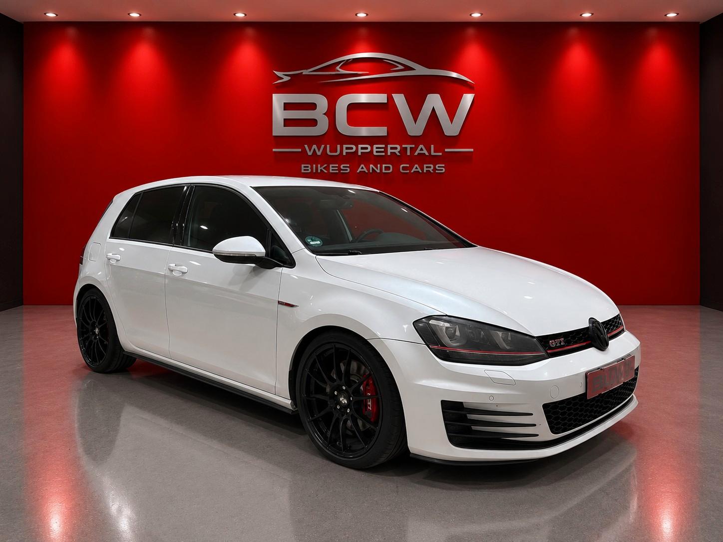 Volkswagen Golf VII Lim. GTI Performance  OZ  Racing