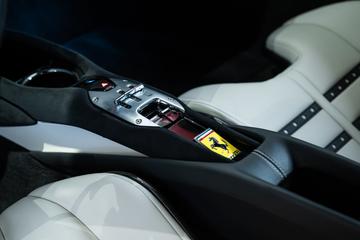 2022 Ferrari 296 GTB — миниатюра 18