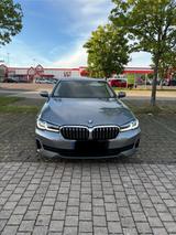BMW 520d Luxury Line - BMW 520 in Köln