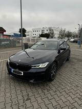 BMW 540d xDrive A - Limousine M-Paket/ Vollaust.