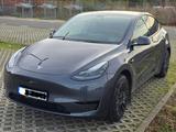 Tesla Model Y Anhängerkupplung Batterie Zertifikat 