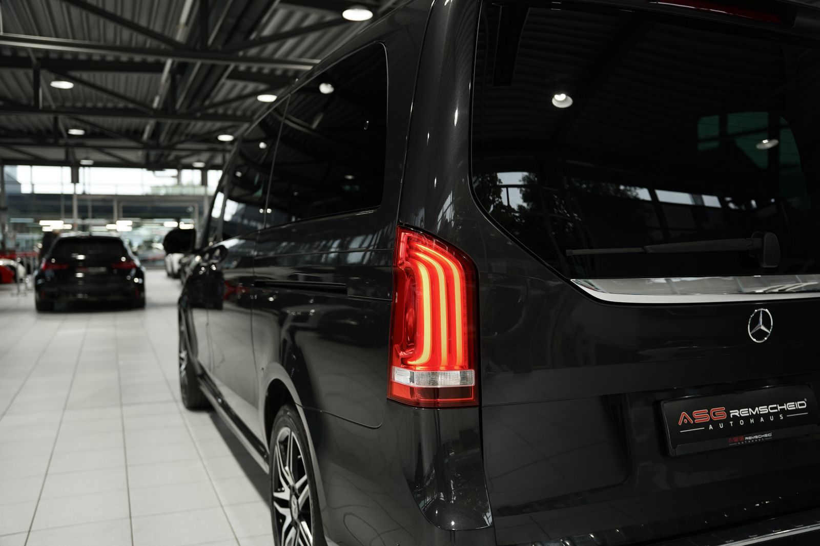 Mercedes Benz V 300