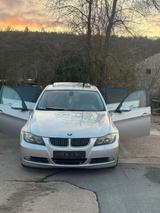 BMW 325xi E90 Automatik xDrive - BMW 325 aus 2025