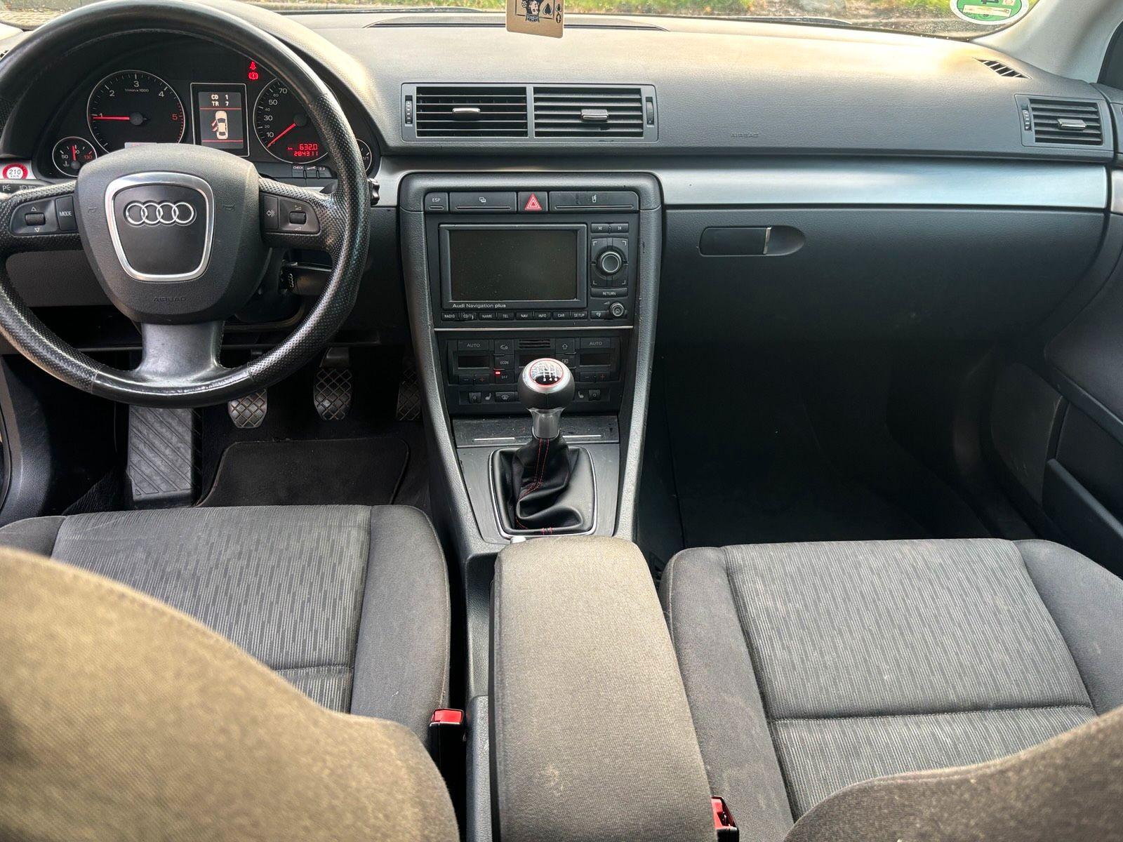 Audi A4 2005 — photo 10