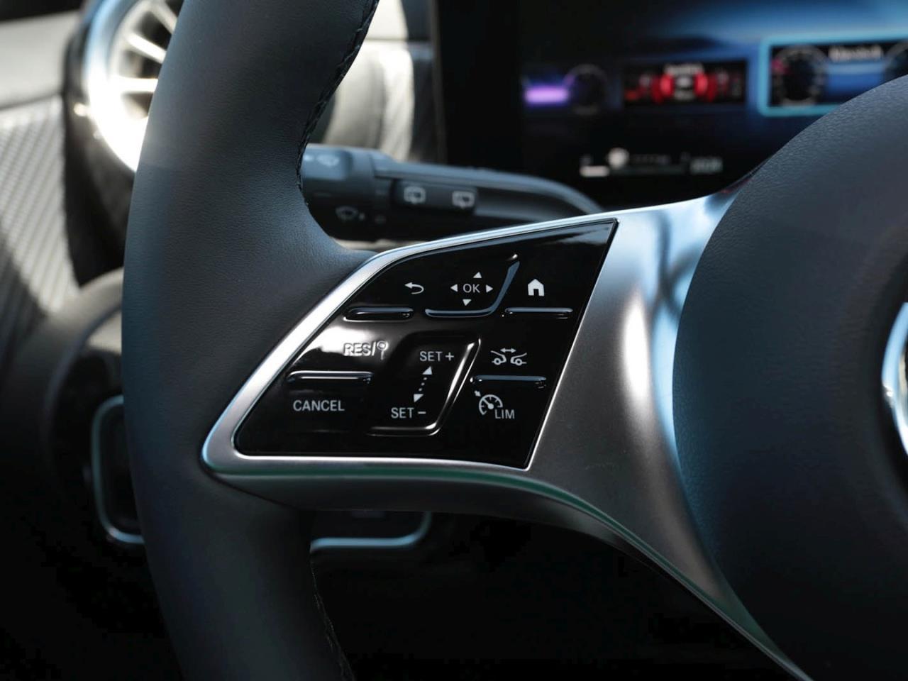 Mercedes-Benz A-Class Progressive Distronic Keyless Kamera ParkA, миниатюра 22