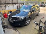 Opel Astra H Kombi Sport Turbo mit Motorschaden - Opel: Motorschaden