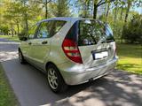 Mercedes-Benz Mercedes A170 Automatik, TÜV 02/2028, 8-Fach-Alu - Mercedes A 170 mit Anhängerkupplung