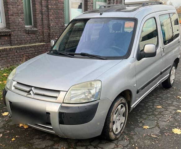 Citroën Berlingo TÜV 01/26 + Klima + Anhän...