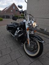 Harley-Davidson Road King CLASSIC Sissibar Neuwertig  - Harley-Davidson Motorräder in Dortmund