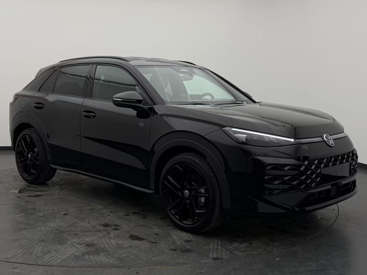 Volkswagen T-Roc 1.5 eTSI DSG R-Line +BLACK-STYLE+CAM+AHK+