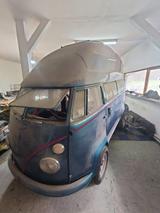 Volkswagen VW Bus T1 Camper / Hochdach - Volkswagen T1 mit Benzin-Antrieb