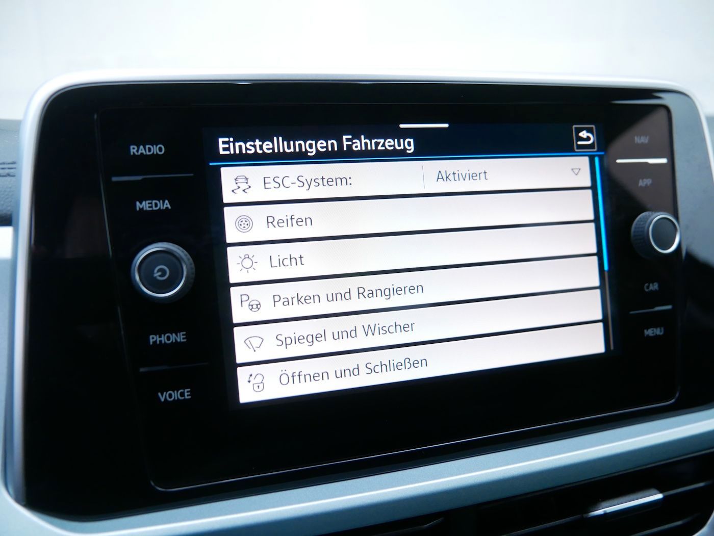 Fahrzeugabbildung Volkswagen T-Roc 1.0 GOAL NEU35T ACC LED SHZ ALU+Allwetter