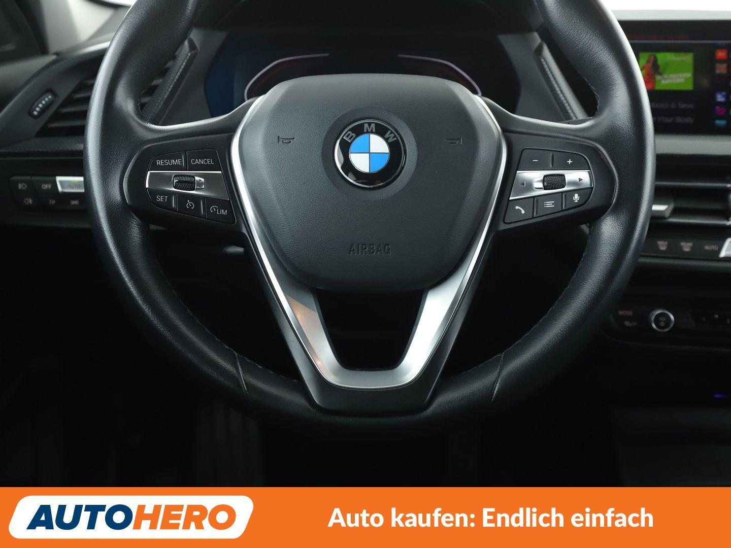BMW 118 1er 118i Sport Line Aut.*NAVI*TEMPO*LED*PDC*SHZ*, миниатюра 17