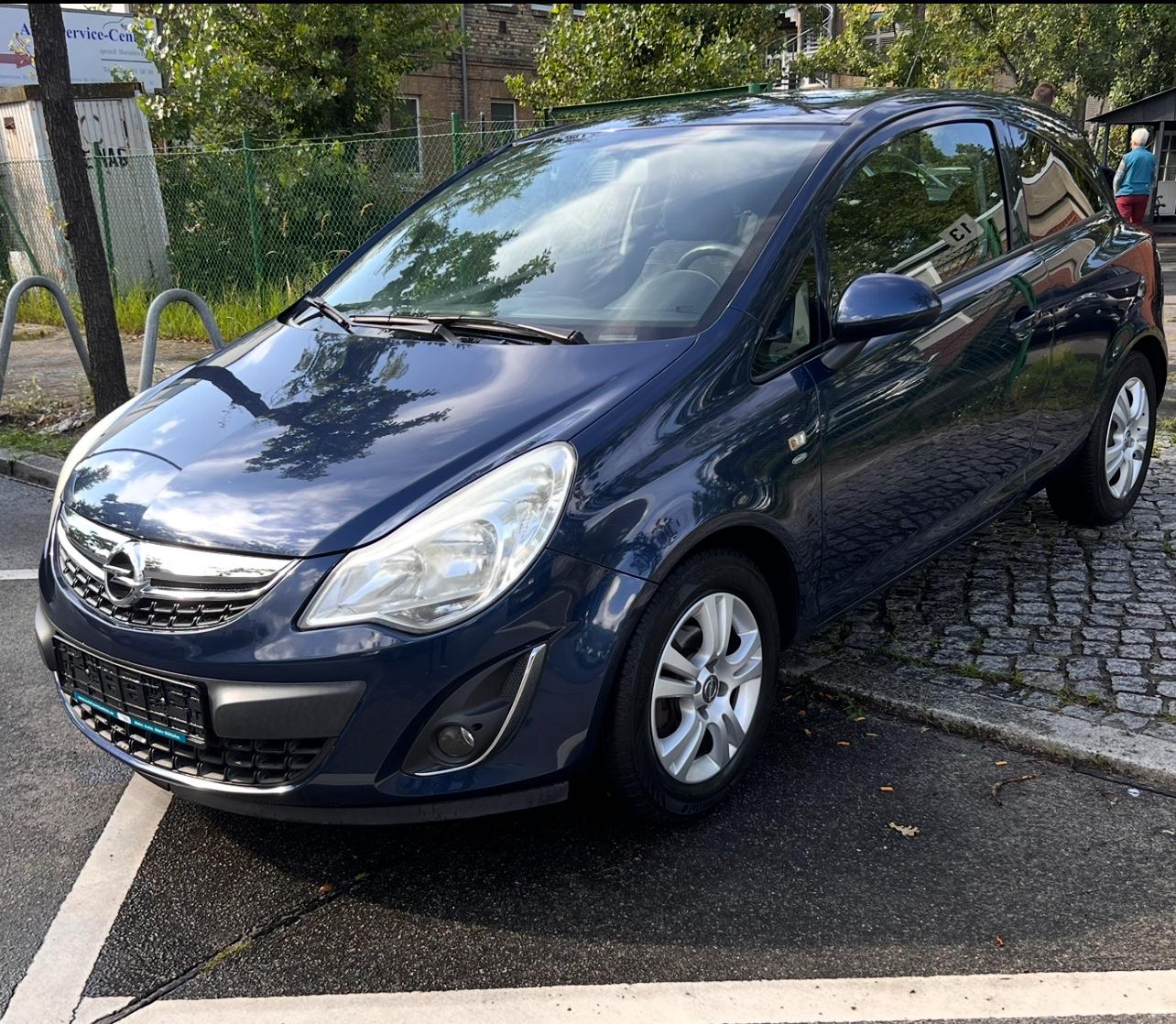 Opel Corsa 1.4 Selection Tüv Neu