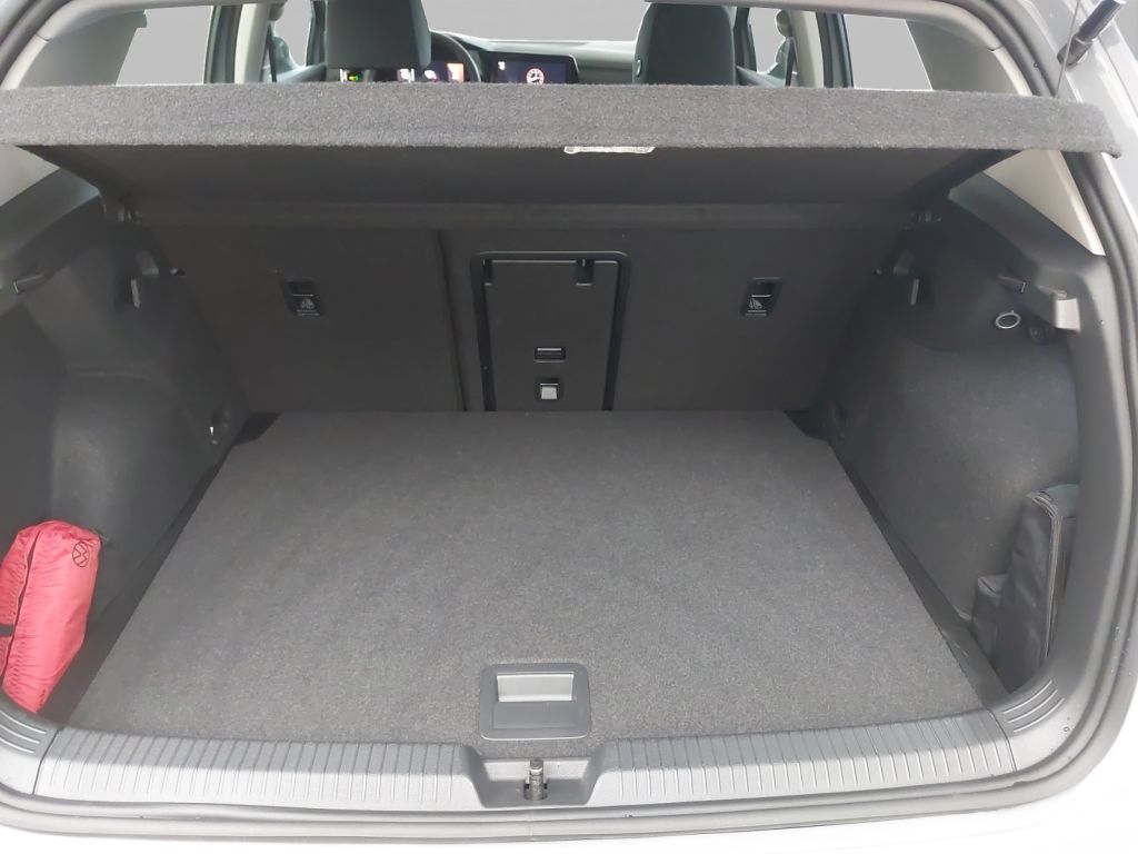 Fahrzeugabbildung Volkswagen Golf 1.0 TSI  Life ACC Navi