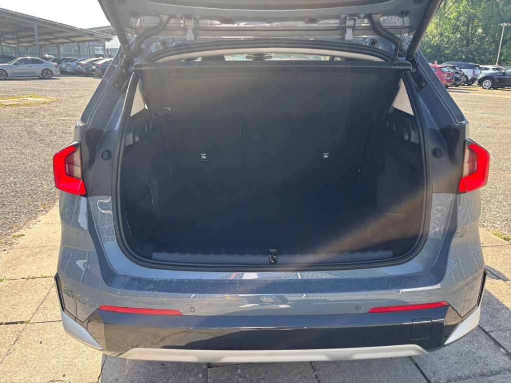 BMW X1 20dsDrive xLine Glasdach AHK el. Har/Kar Navi foto 7